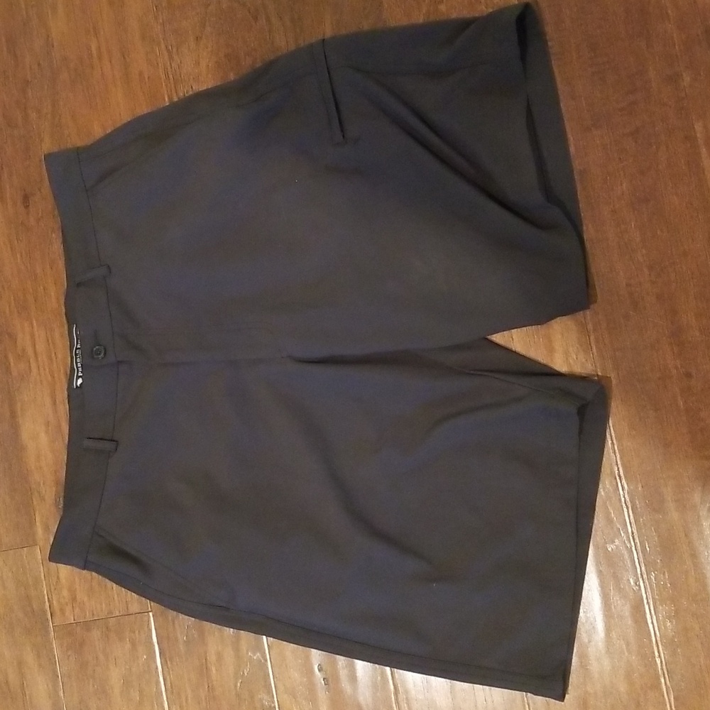 Pebble Beach Performance Mens Shorts Size 38
